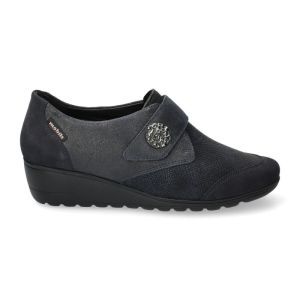 BRANDA NAVY